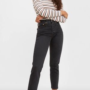 Levi’s wedgie fit ankle straight jeans